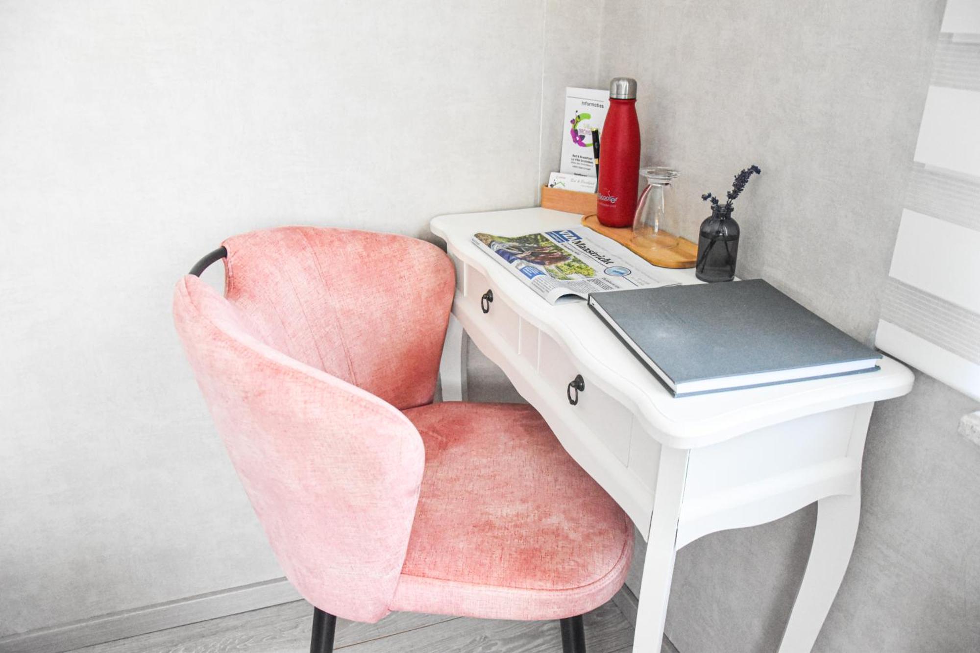 Accommodatie bij particulieren La Orchidees, Breakfast Included Bassenge